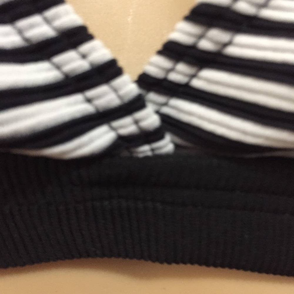 Frederick of Hollywood Halter Bikini Top Swimwear - Picture 2 of 8